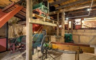 Dreschkasten und Windfege in der Ausstellung Landmaschinenfabriken im Bergischen Land