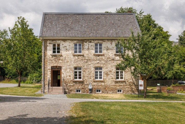 Die Schule im LVR-Freilichtmuseum Lindlar.
