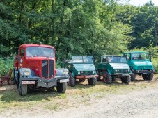 historische Fahrzeuge beim Techniktag 